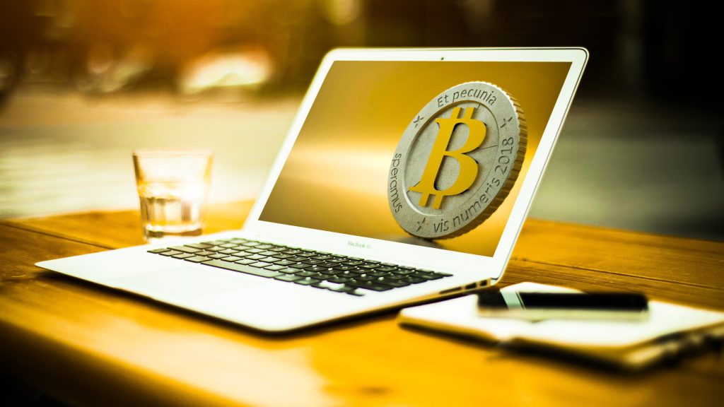 Dac8 y criptomonedas en España: Qué información se reporta desde 2026 y qué debes preparar